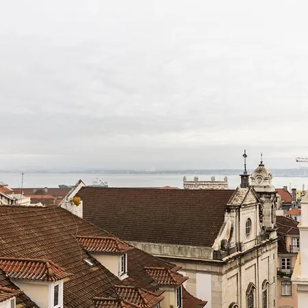 Plum Guide - South Wind * Lisboa