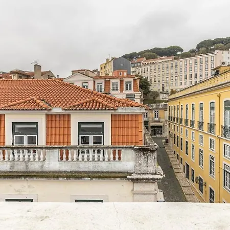 Plum Guide - South Wind Apartamento Lisboa